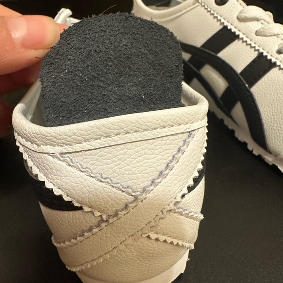 Onitsuka Tiger by Asics White and Black Casual Shoes - Picture 8 of 14